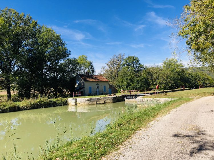 7 - Cycling break - Burgundy