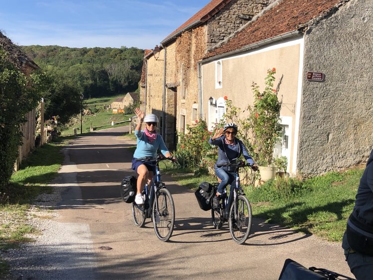 3 - Cycling break - Burgundy